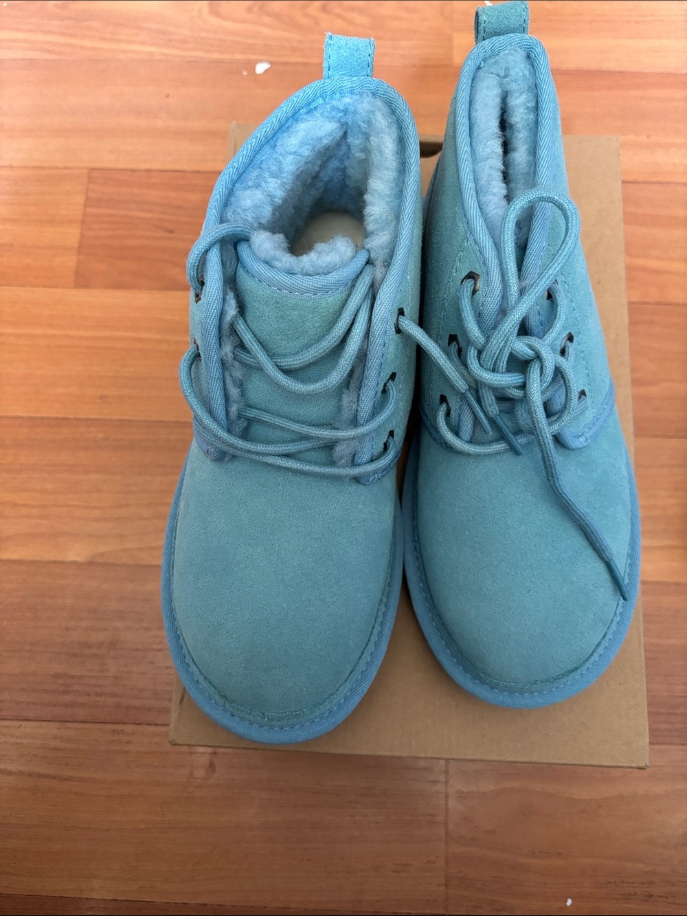 UGG women boots size 5